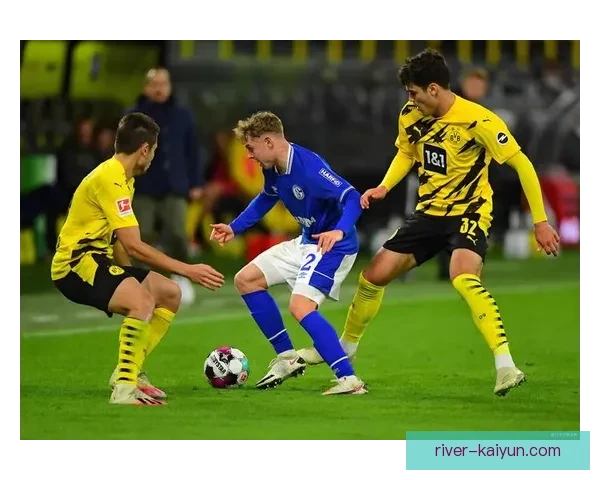 南美足球核心竞争持续激烈，球队实力与战术演变引发关注