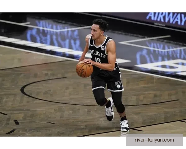 英超科雷亚状态回暖，近期表现稳健备受关注